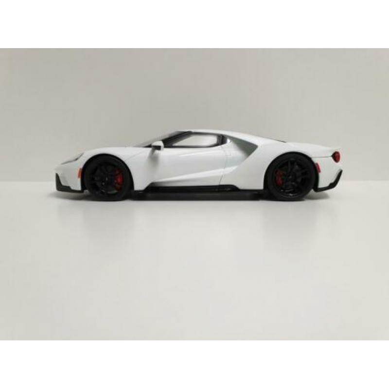 Gt Spirit Ford Gt 1:18 Nieuw