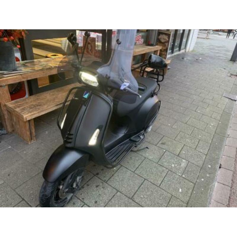 Vespa Sprint Notte 2019 full option full black