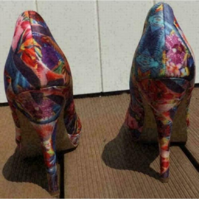 MANFIELD prachtige bloemenprint pump mt 39