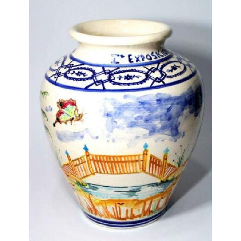 Prachtige Grote Spaanse Majolica Chinoiserie Vaas Pagode