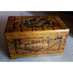 A very nice Hand Carved ( Japanese? ) Wooden Box 15 x 25 cm