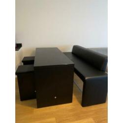 Complete bartafel set: tafel, bank, krukken - met zwart leer