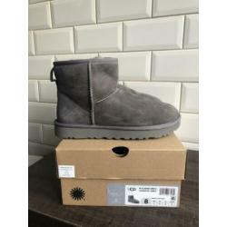 Uggs nieuw maat 39