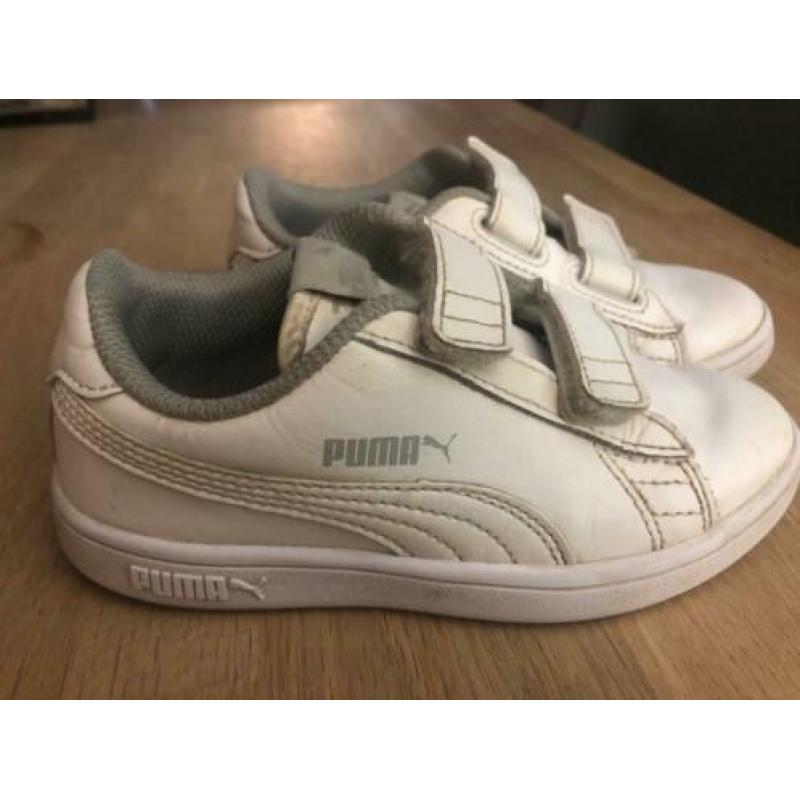 ** Witte Puma sneakers (zgan) maat 29 € 6,50 **