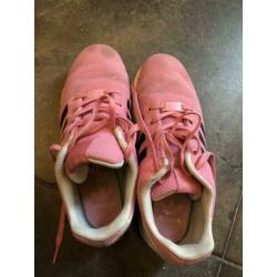 Leuke roze Nike sneakers maat 38