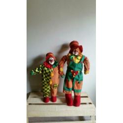 Grote clowns 2 maal 2 stuks carnaval, nar broche, medailles