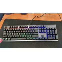 Cooler Master CK550 Blue Switches in nieuwstaat