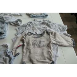 babykleding maat 44 of klein vallend 50 (prematuur)