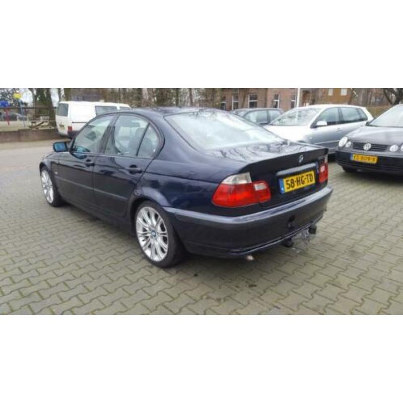 BMW 3-Serie 2.0 D 320 2001 Blauw/NAVI/STUURBED./5 DEURS.