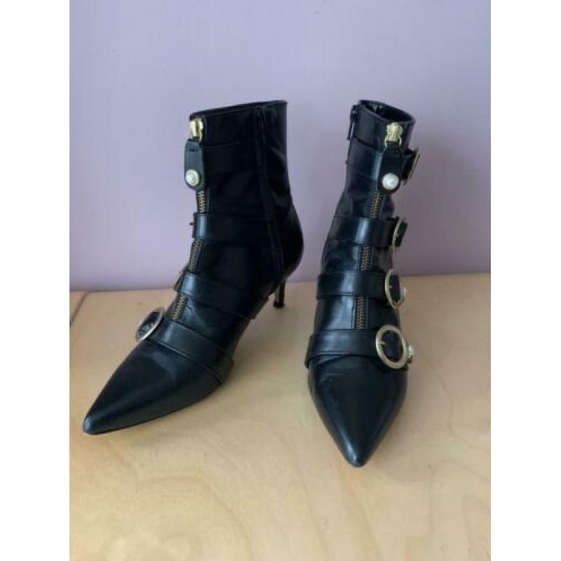 Kurt Geiger buckle black leather kitten heel ankle boots