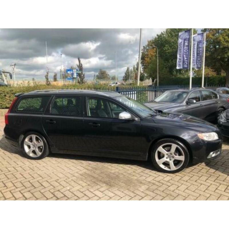 Volvo V70 2.0T R-Edition R design/ Leder / Climate control /