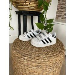 Z.G.A.N. Adidas sneakers maat 24