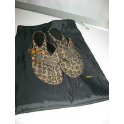 fendi teenslippers geen nep maat 38 (4)