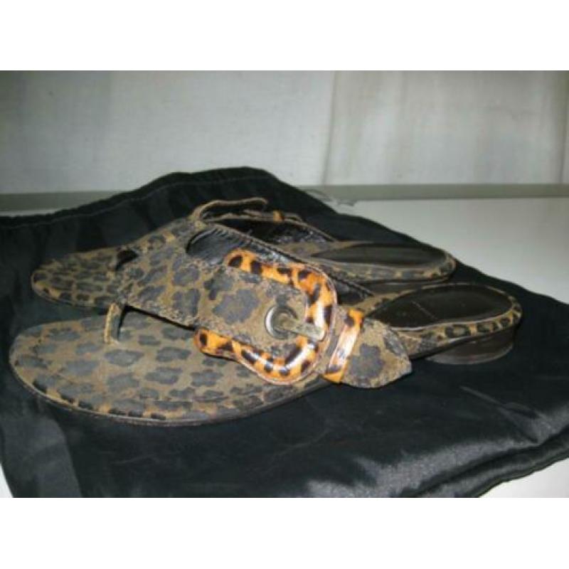 fendi teenslippers geen nep maat 38 (4)