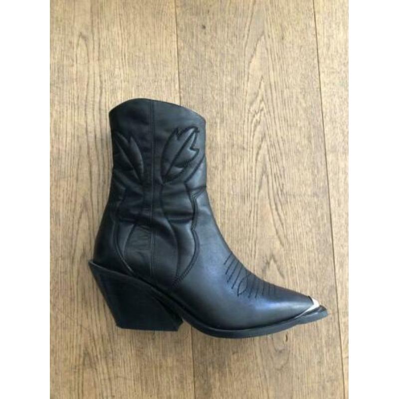 Zwarte leren cowboyboots maat 38 van Asos