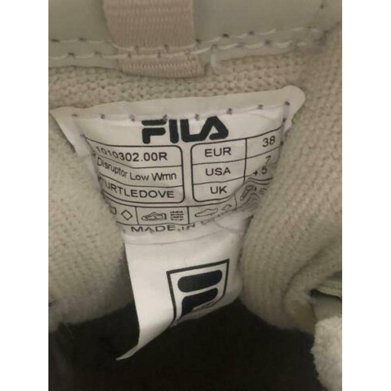 Maat 38 Nette witte FILA low disruptor schoenen