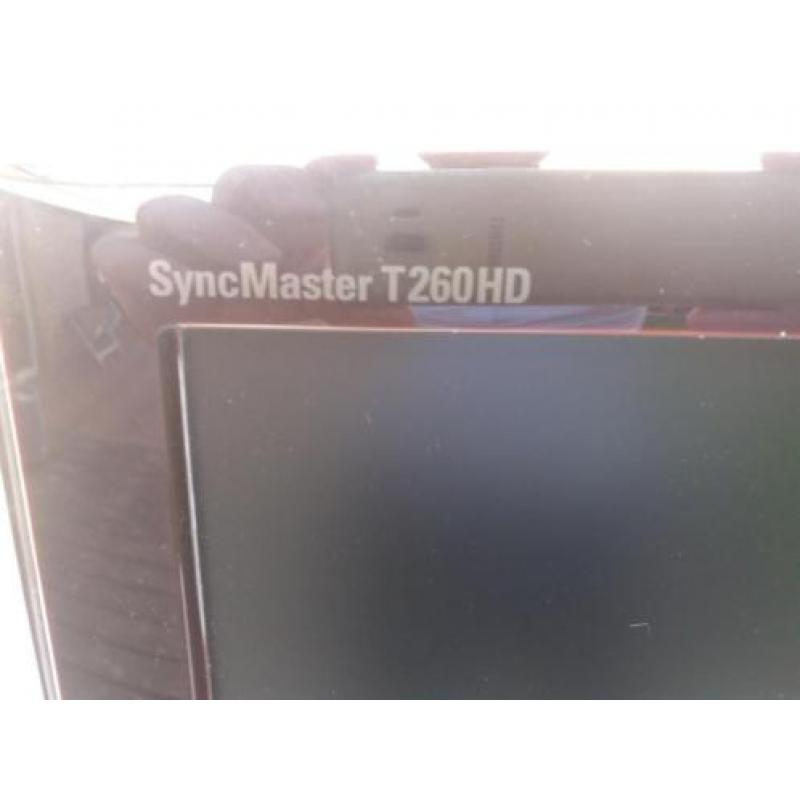 Samsung LCD tv, type SyncMaster T260HD, full HD