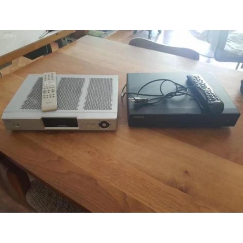 2 x tv ontvanger / decoders