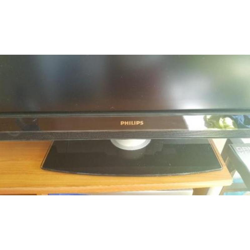 Philips TV | 31.5inch | Nieuwstaat