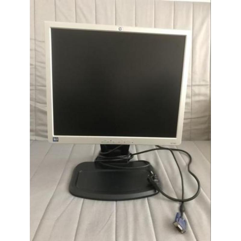 HP lcd monitor type L 1940