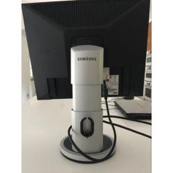 Mooie computermonitor van Samsung SyncMaster 940B