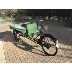 Antieke bakfiets